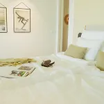 Oceanhuts Coxos Adults Only Apartahotel Ericeira