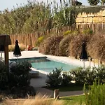 Aparthotel Oceanhuts Coxos Adults Only