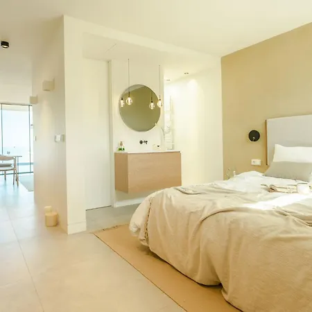 מלון דירות Oceanhuts Coxos Adults Only 4*