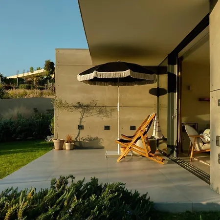 מלון דירות Oceanhuts Coxos Adults Only 4*