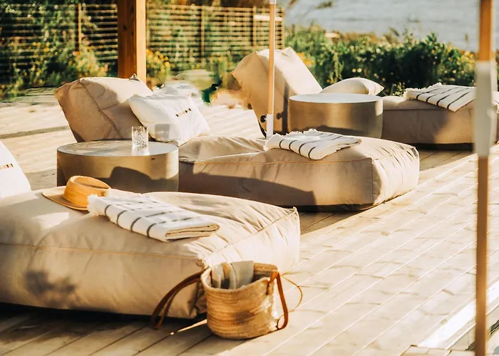 Oceanhuts Coxos Adults Only Aparthotel