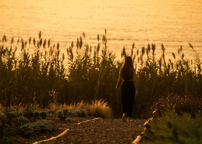 Oceanhuts Coxos Adults Only 公寓式酒店 埃里塞拉